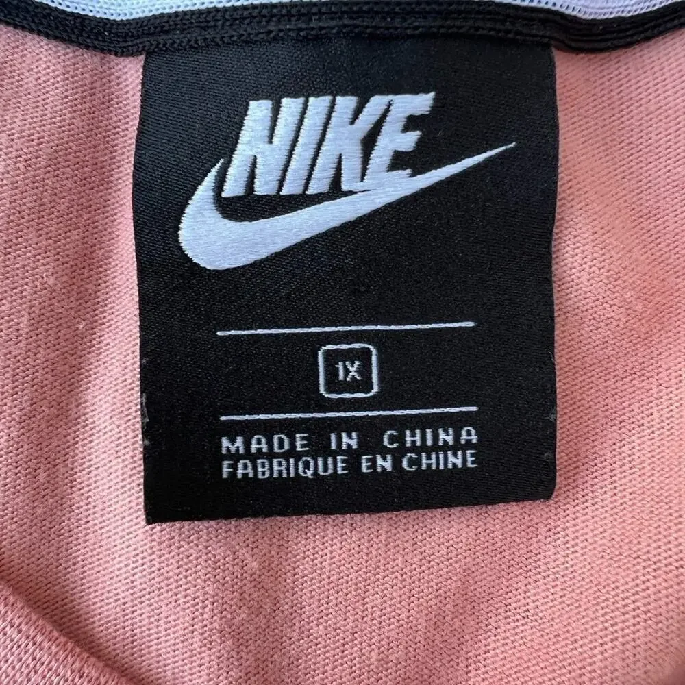Nike women’s 1X long sleeve tee, peachy-pink with gray band